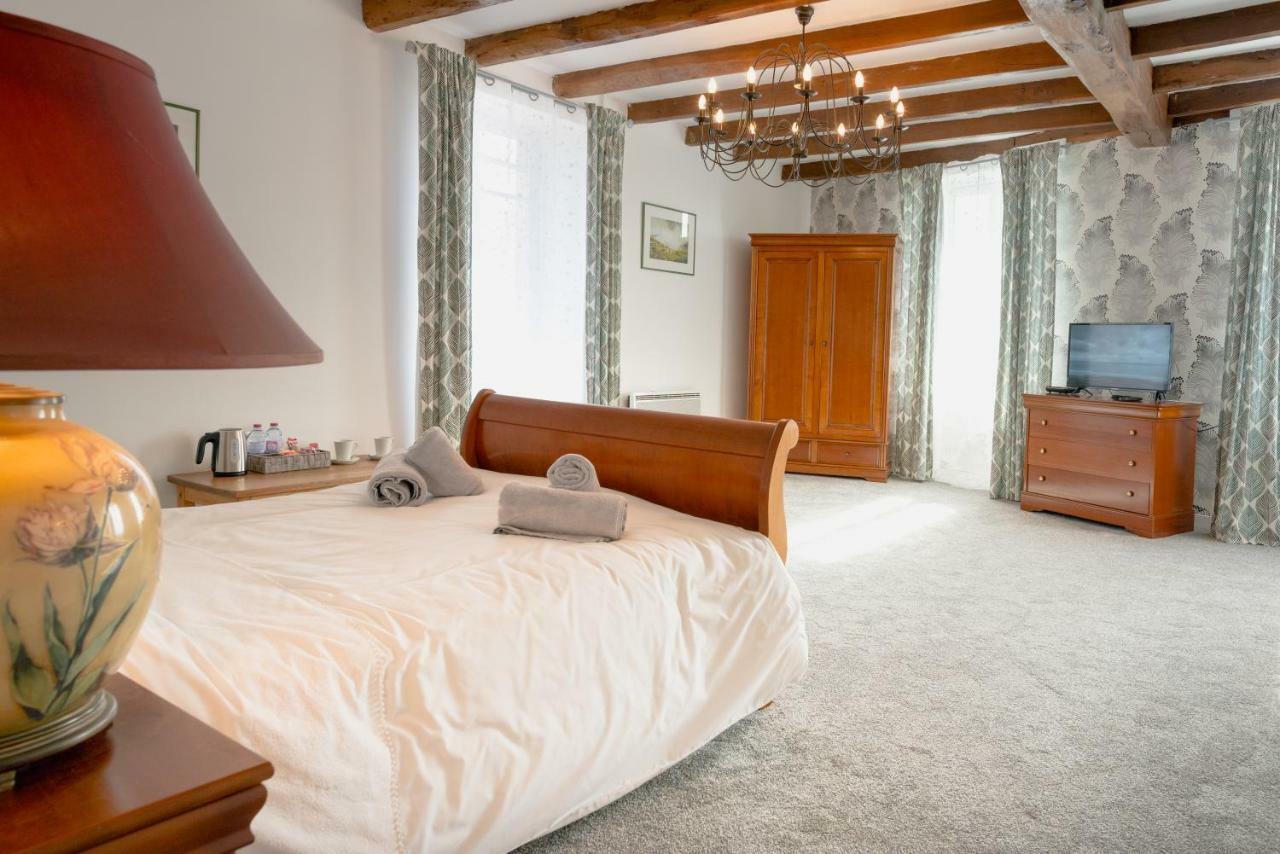 Auberge Du Noyer Londigny Esterno foto