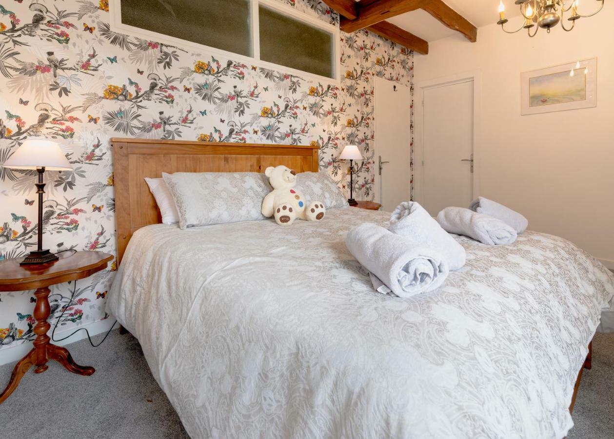 Auberge Du Noyer Londigny Esterno foto